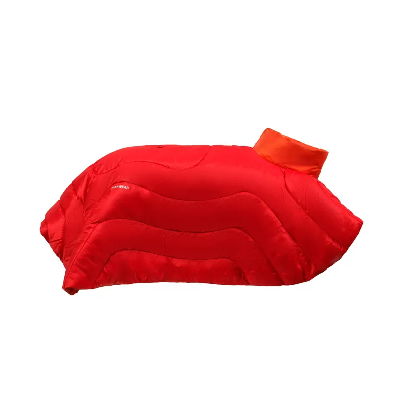 Ruffwear Palisades Sleep Poncho Red Currant-1