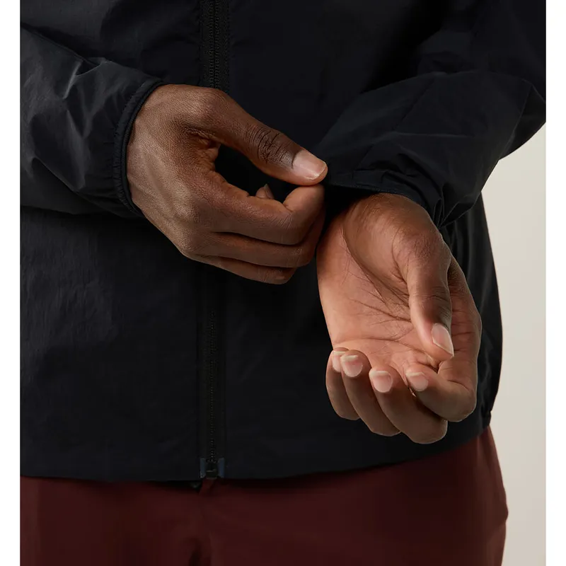 Haglofs Men's L.I.M Mimic Barrier Hood True Black-6