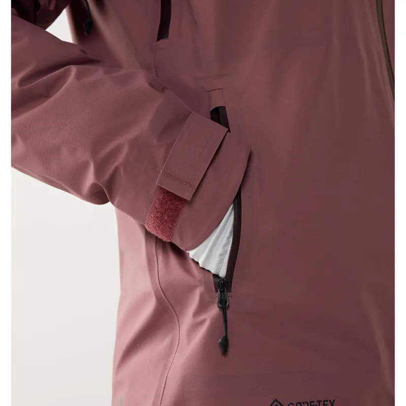 Haglofs Women's L.I.M Airak GTX Jacket Mauve-7