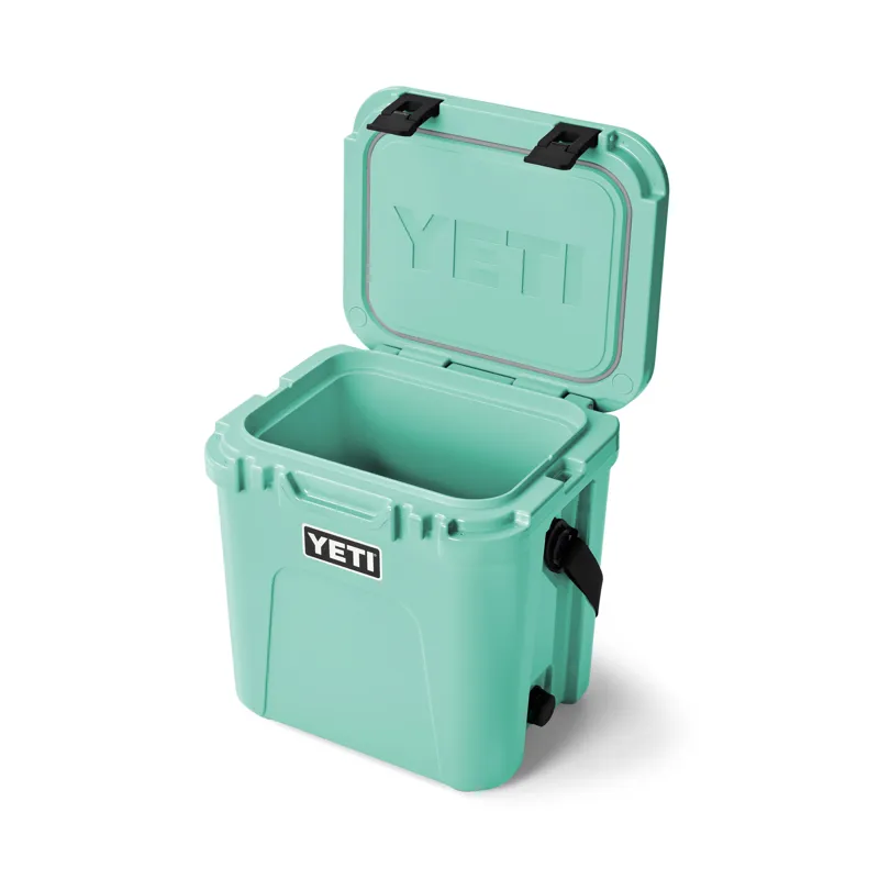 YETI Roadie 24 2.0 Hard Cooler Seafoam-3