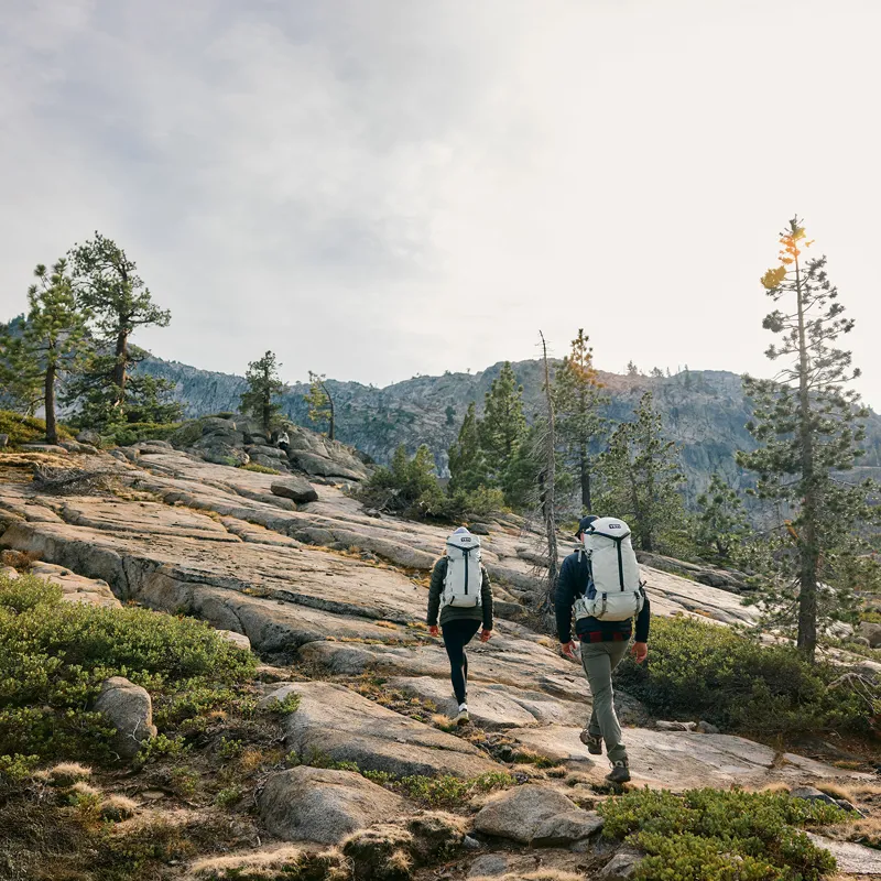 YETI Skala Backpack 40 New Navy-6