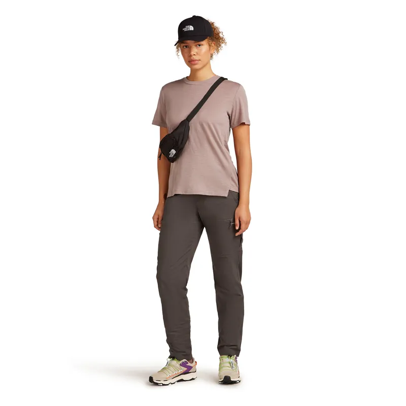 Icebreaker Women's 150 Tech Lite III SS Relaxed T Summit-4