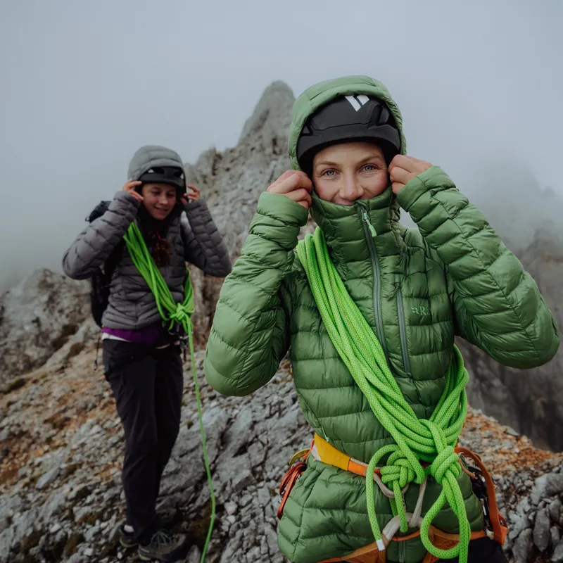 Rab Women's Microlight Alpine Hoody Black-9