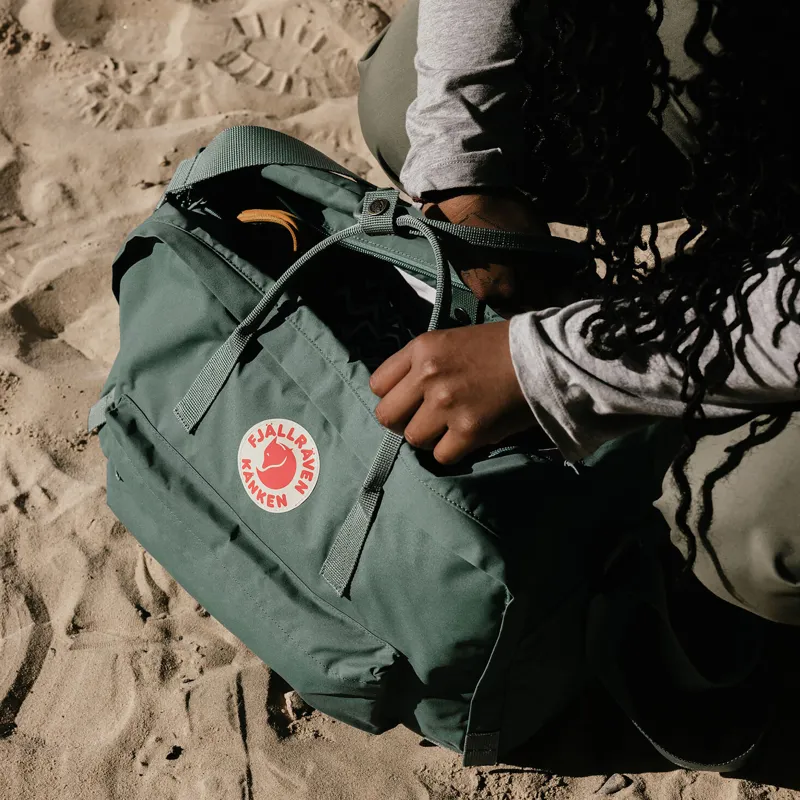 Fjallraven Kanken Weekender Green-8