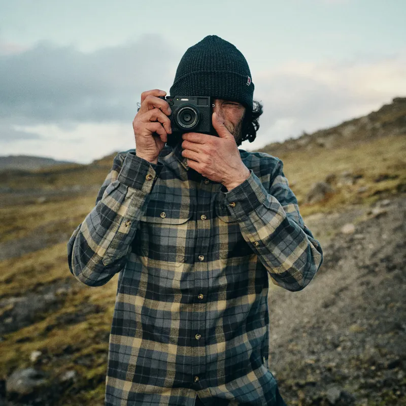 Fjallraven Men's Singi Heavy Flannel Shirt Black/ Deep Forest-9