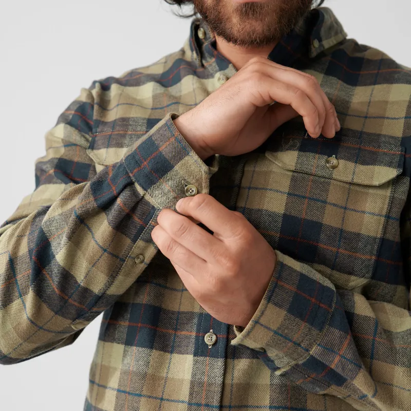 Fjallraven Men's Singi Heavy Flannel Shirt Black/ Deep Forest-5