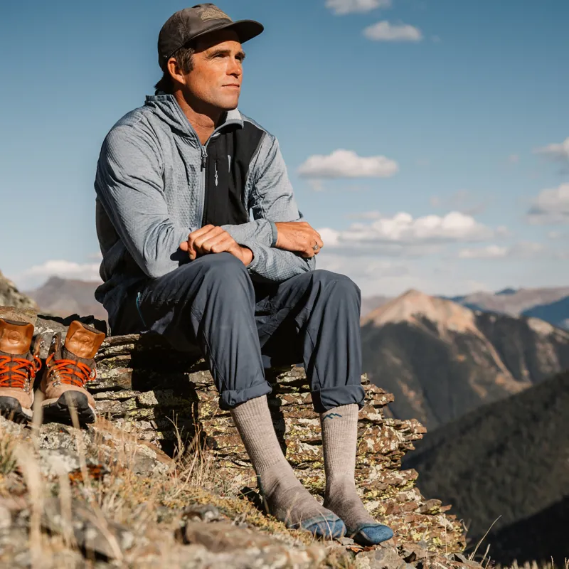 Darn Tough Mens Hiker Boot Sock Cushion Rye-1