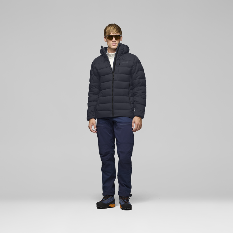 Norrona Men's Femund Down700 Zip Hooded Insulated Jacket Caviar Black-4