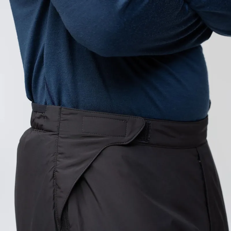 Fjallraven Men's Bergtagen 60 Insulation Shorts Black-10