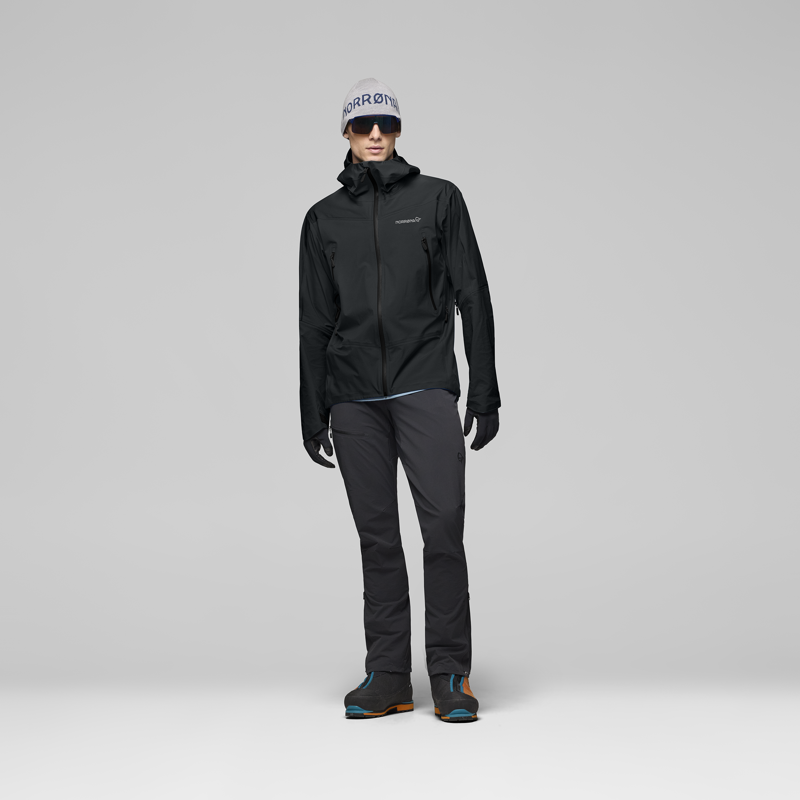 Norrona Men's Falketind GTX Jacket Caviar-4