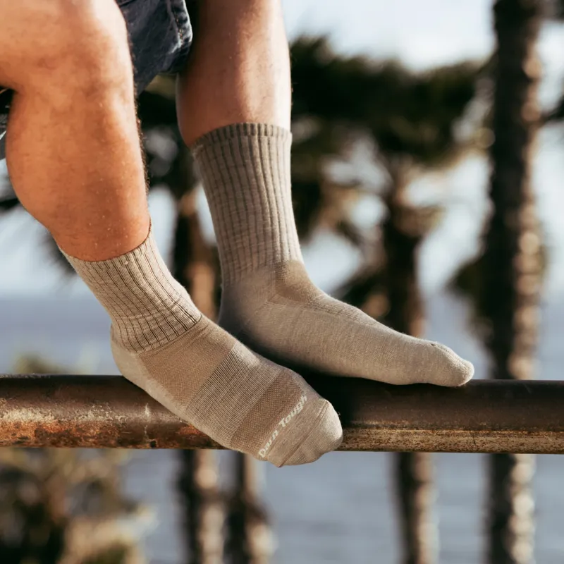 Darn Tough Mens Standard Issue Crew Light Cushion Socks Rye-1