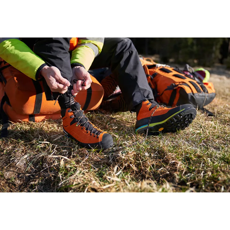 Scarpa Men's Zodiac Tech GTX Mountaineering Boots  Anthracite / Tonic-8