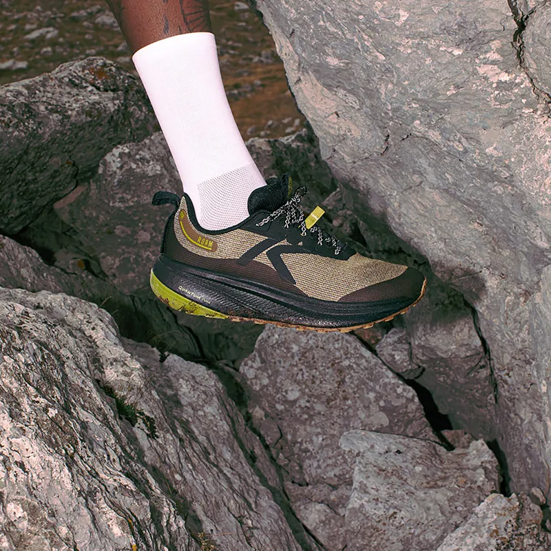 Keen Men's Roam Trail Running Shoes Magnet / Burnt Brick-6