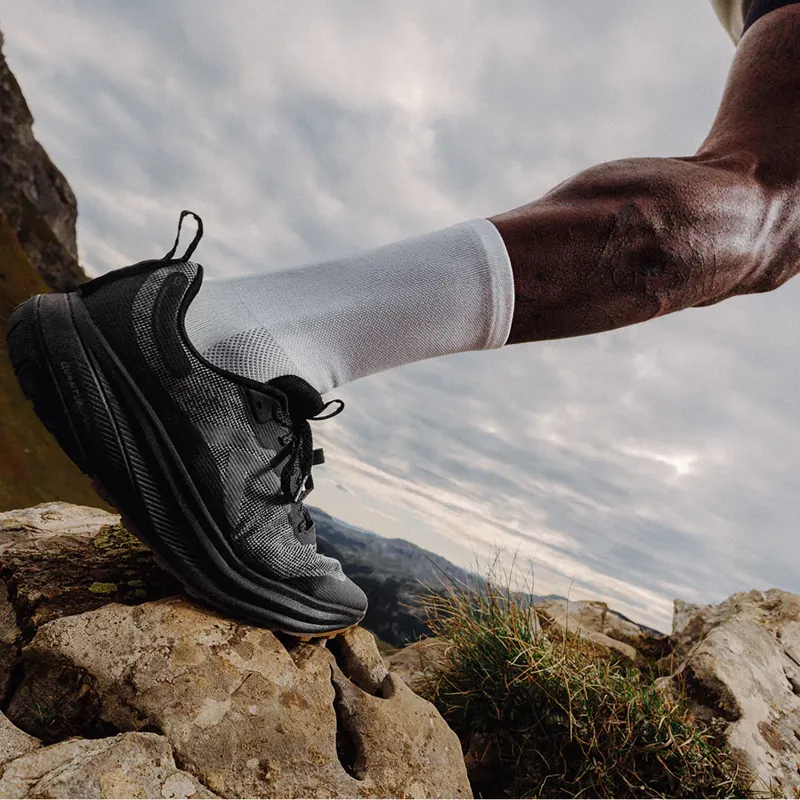 Keen Men's Roam Trail Running Shoes Magnet / Burnt Brick-7