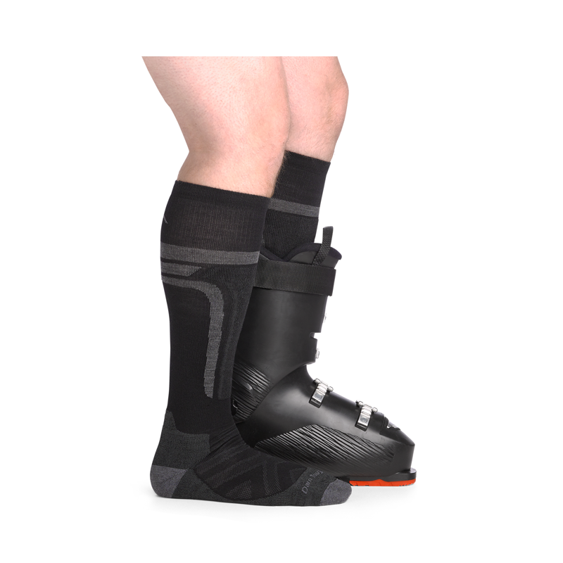 Darn Tough Men's Edge Over-the-Calf Midweight Ski Socks with Cushion Black-3