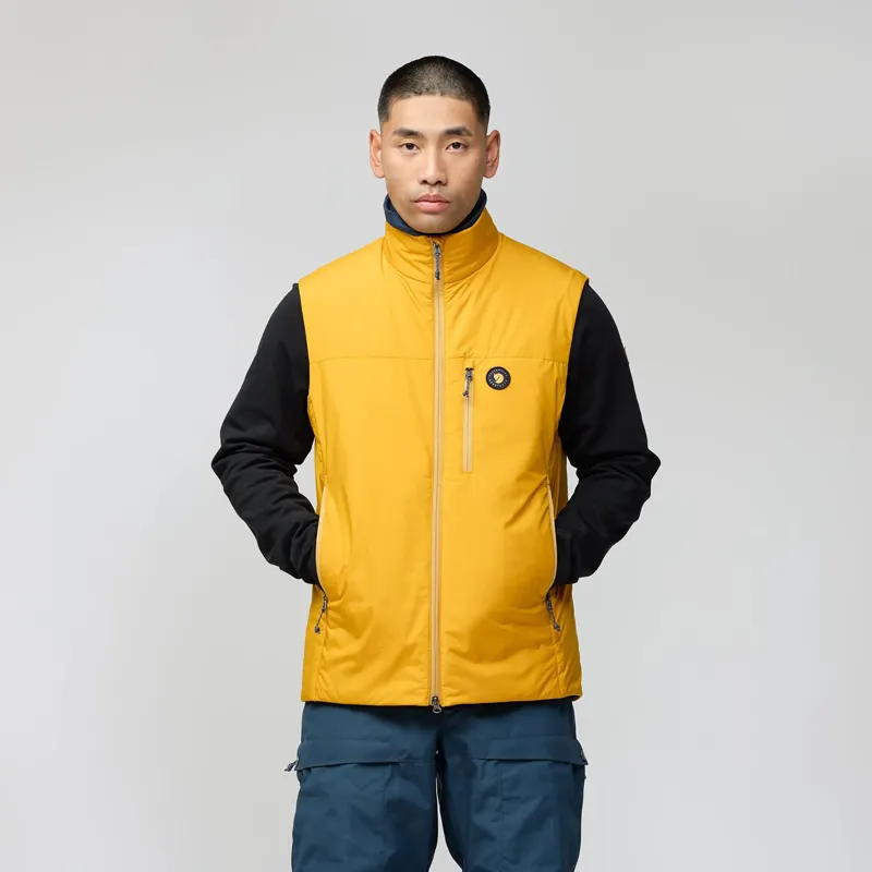 Fjallraven Men's Bergtagen 60 Insulation Vest Black-2