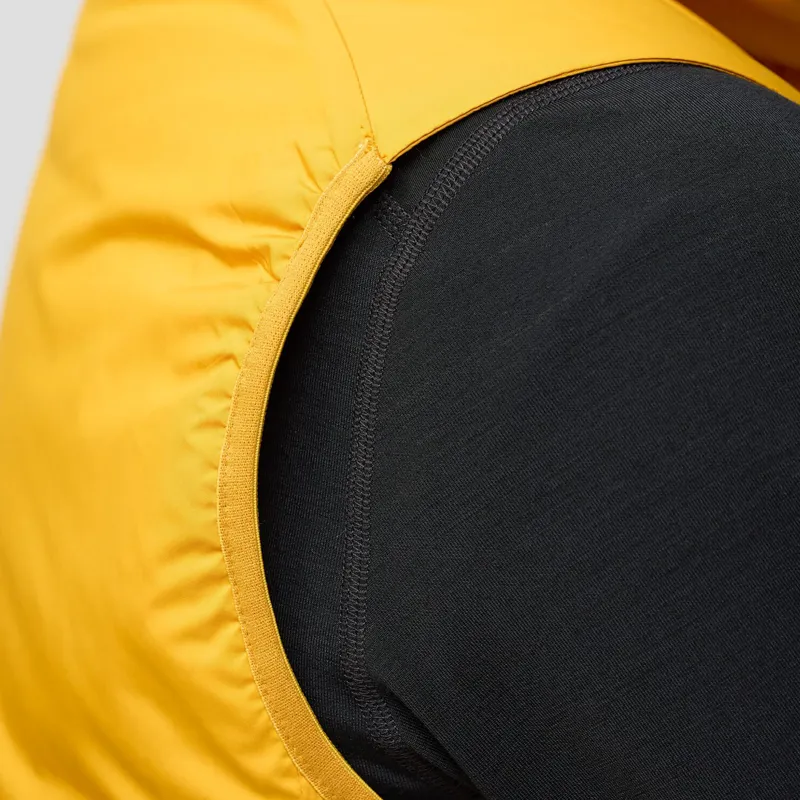 Fjallraven Men's Bergtagen 60 Insulation Vest Mustard Yellow-8