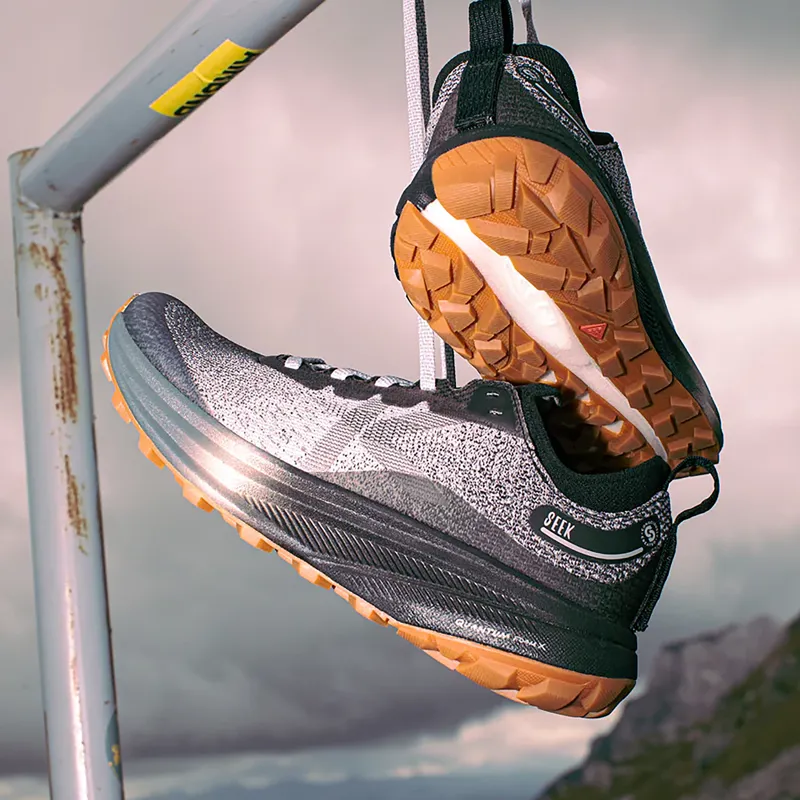 Keen Men's Seek Trail Running Shoes Grenadine / Ocean Depths-7