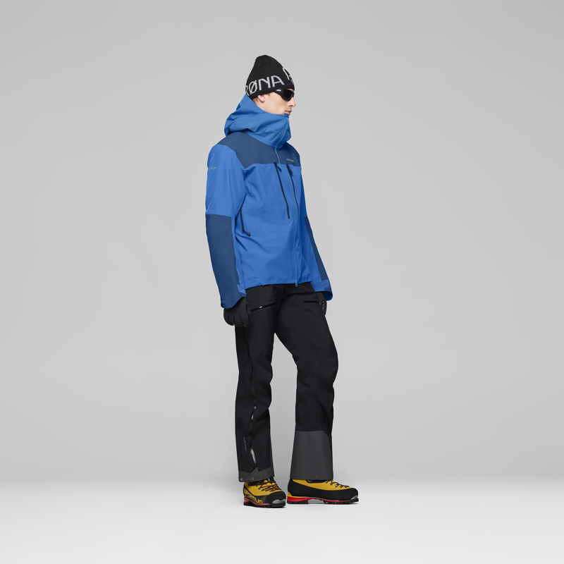 Norrona Men's Trollveggen GTX Pro Light Jacket Brilliant Blue / Dark Blue-5