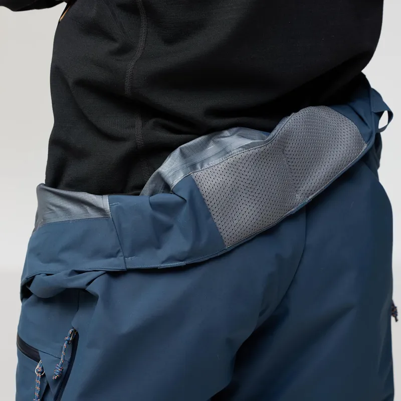 Fjallraven Men's Bergtagen GTX Pro Trousers Mountain Blue-8