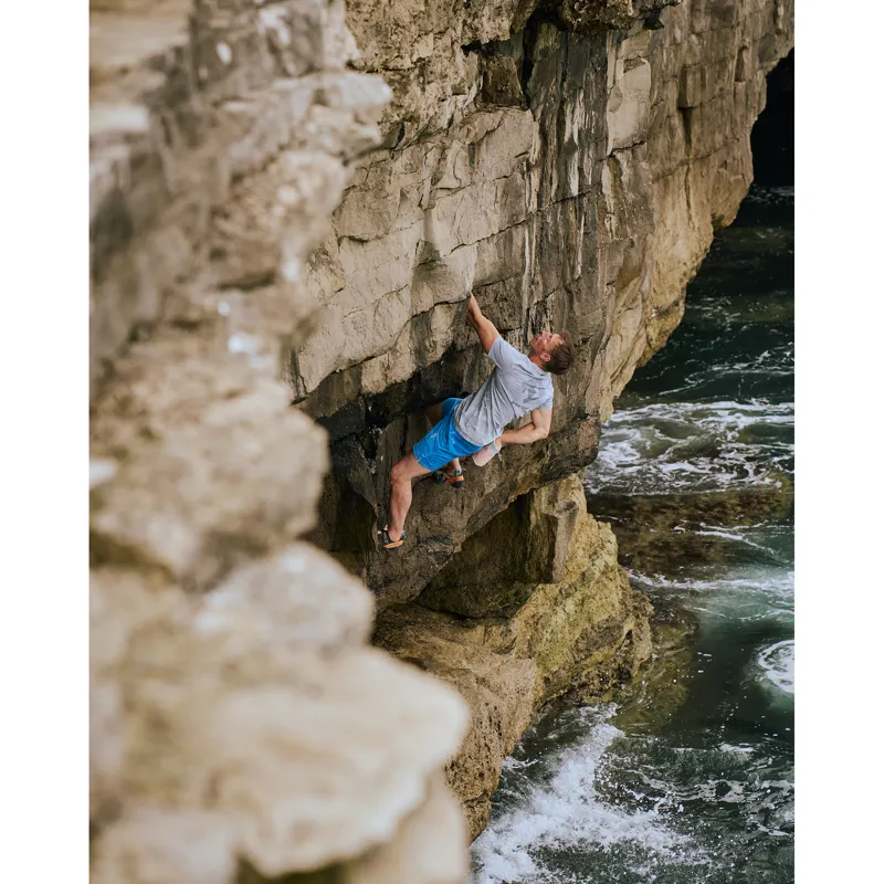 Montane Men's Volantis 7 Inch Shorts Midnight Grey-12