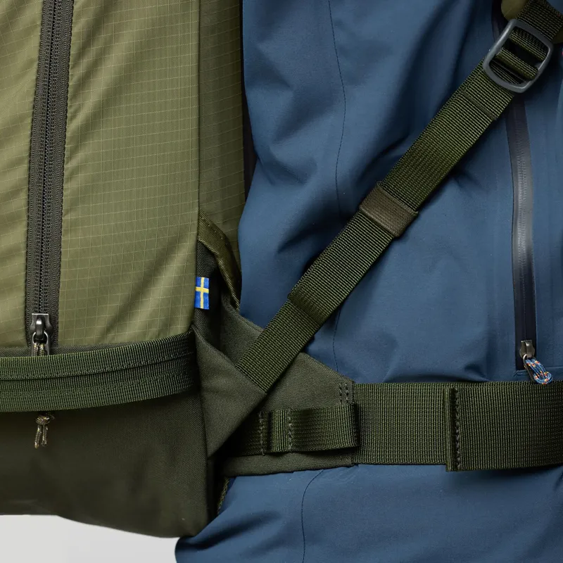 Fjallraven Bergtagen Touring 22 Laurel Green / Deep Forest-13