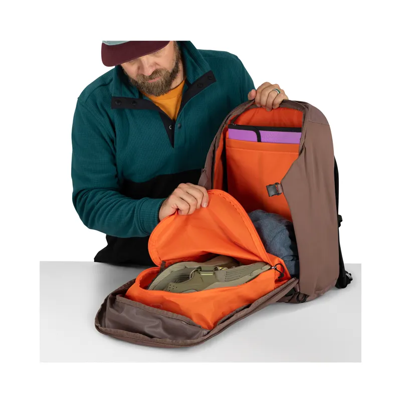 Osprey Metron 24 Pack Black/Anchor Blue-6