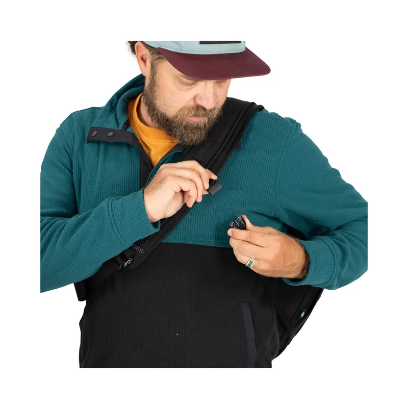 Osprey Metron 18 Messenger Black/Anchor Blue-7