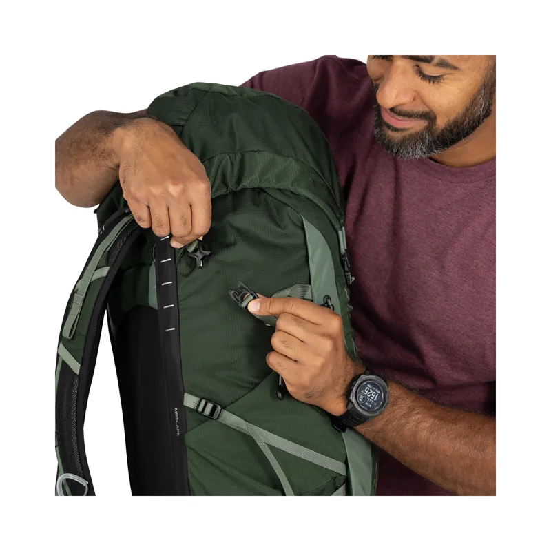 Osprey Men's Talon 33 Green Canopy/Pine Leaf-6