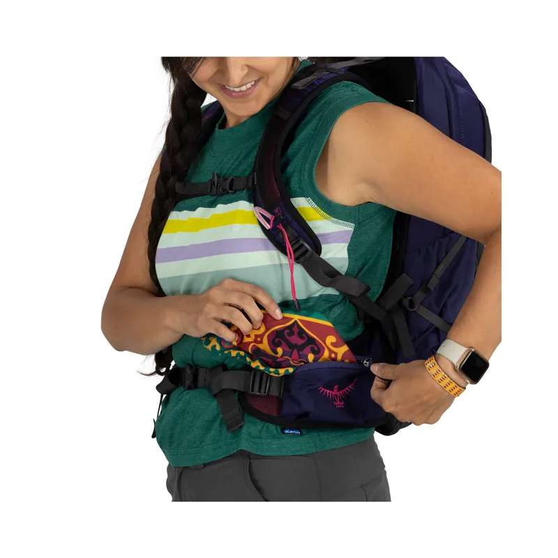 Osprey Women's Tempest 11 Deep Fig/Hotspot Pink-7