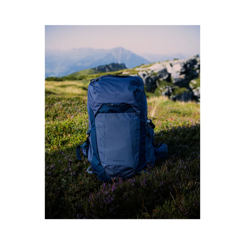 Osprey Women's Tempest 26 Anchor Blue/Atlas Blue-11