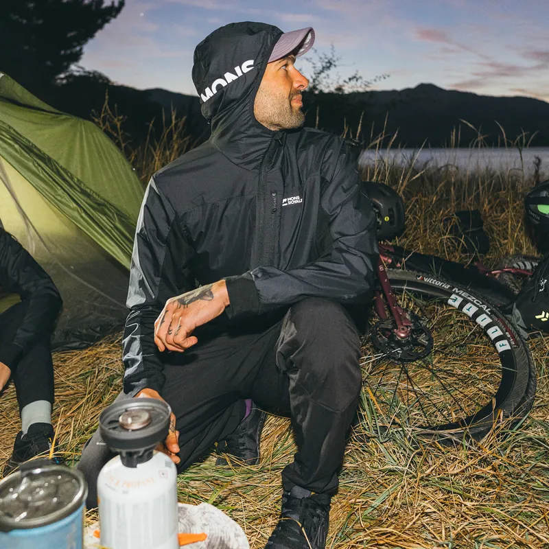 Mons Royale Men's Diversion Merino Wind Jacket Black-4