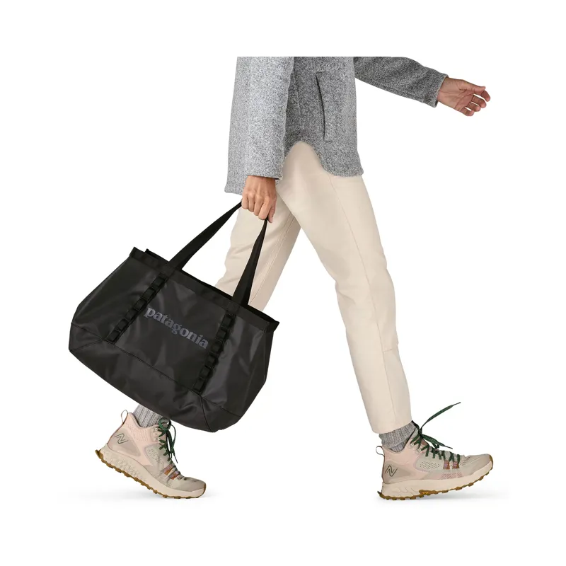 Patagonia Black Hole Tote 25L Black/Black-1