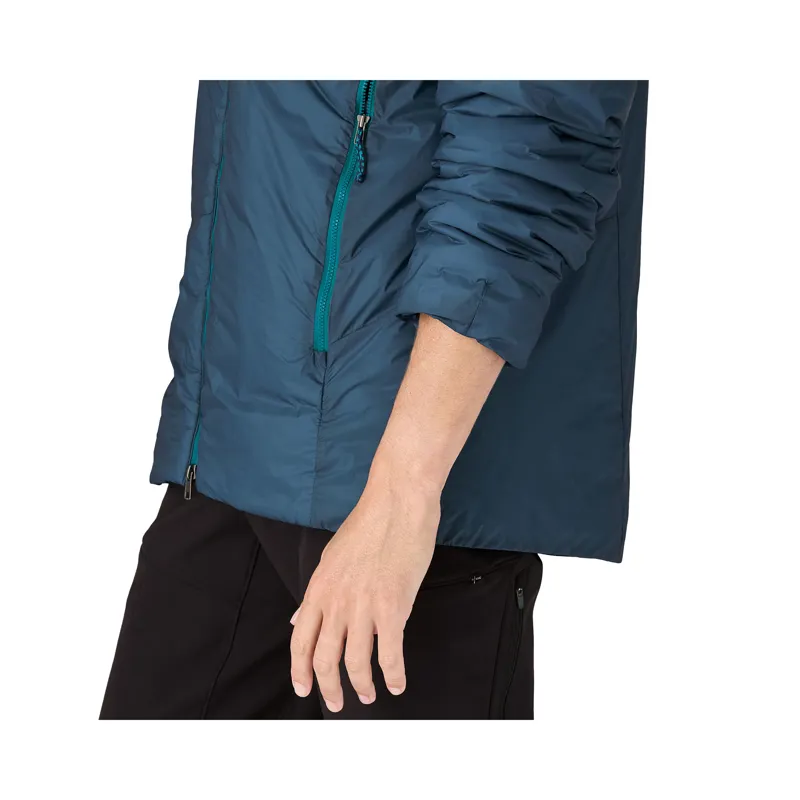 Patagonia Men's DAS Parka Black/P6 Blue-5