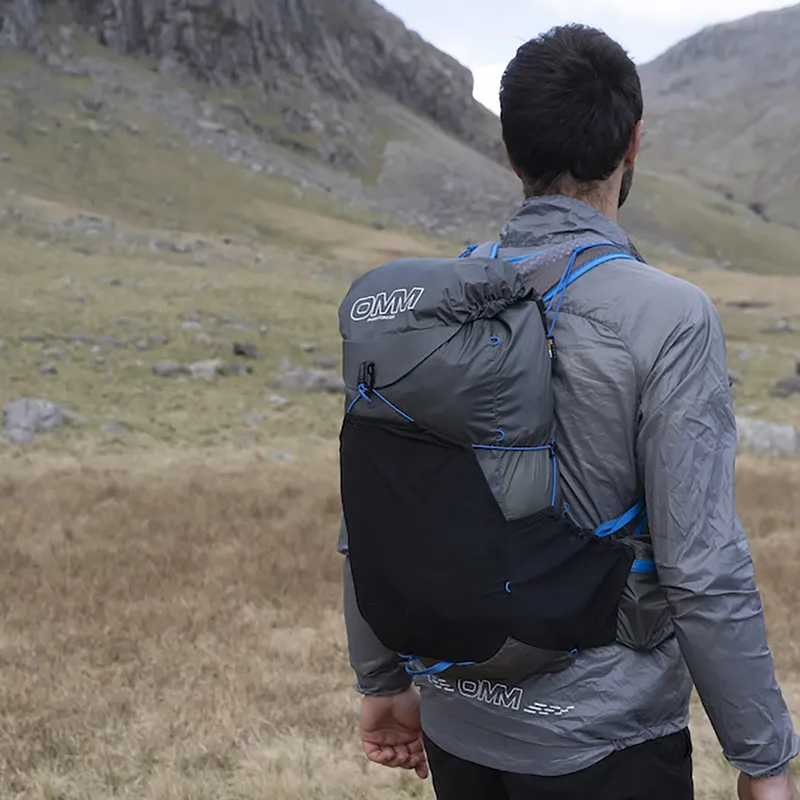 OMM Phantom 25  Vest Pack Black-8