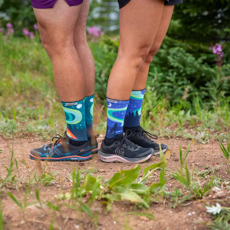 Injinji Women's Artist Designed Crew Toe Socks Howl-6