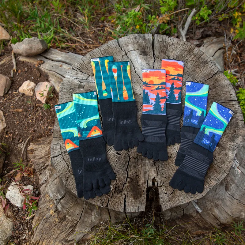 Injinji Women's Artist Designed Crew Toe Socks Howl-5