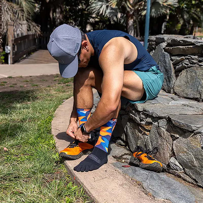 Injinji Spectrum Trail Midweight Crew Toe Socks Botanic-5