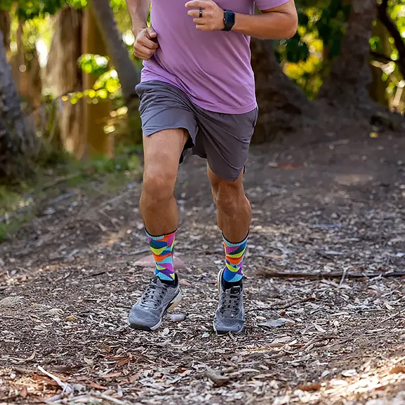 Injinji Spectrum Trail Midweight Crew Toe Socks Verdure-2