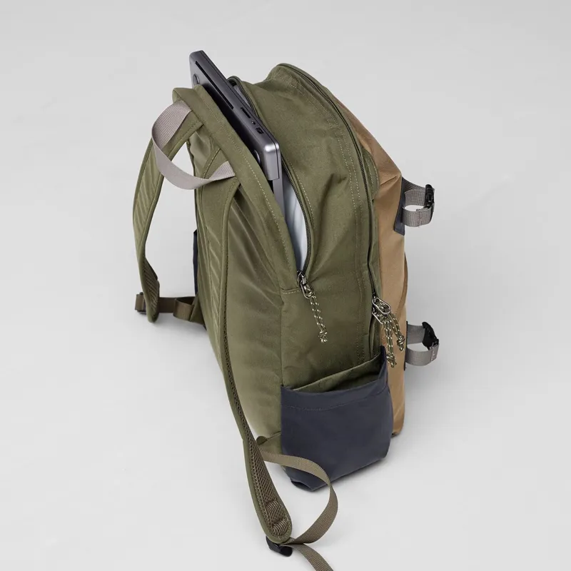 Fjallraven Vardag Backpack 17 Coal Black-7