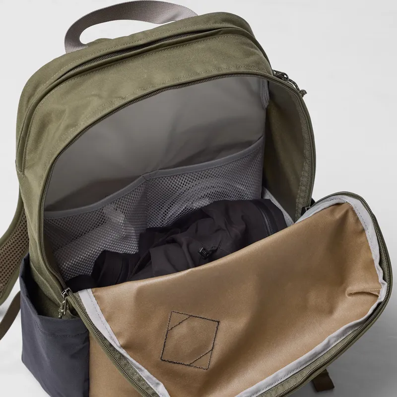 Fjallraven Vardag Backpack 17 Green/ Clay-8