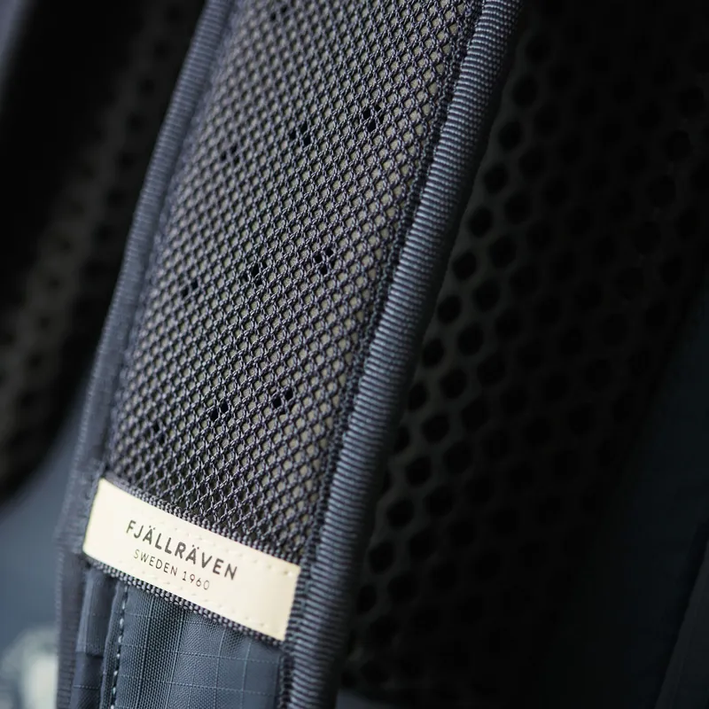 Fjallraven Abisko Hike 35 Black-9