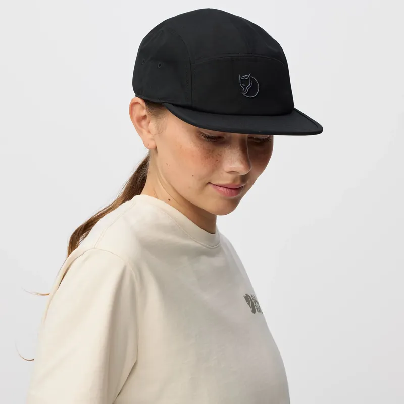 Fjallraven Flat Brim Cap Black-2