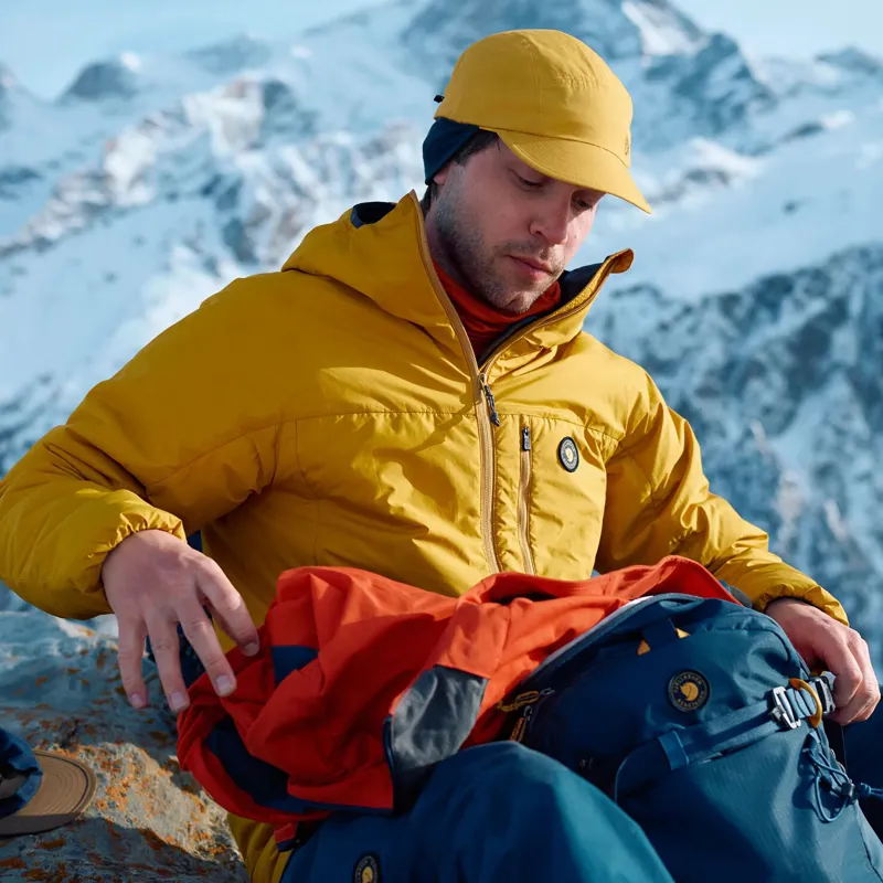 Fjallraven Bergtagen Mountain Cap Black/ Dark Navy-9