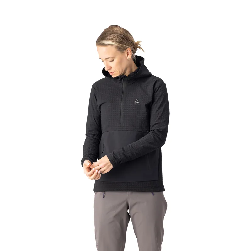 7mesh Women's Chilco Anorak Black-1