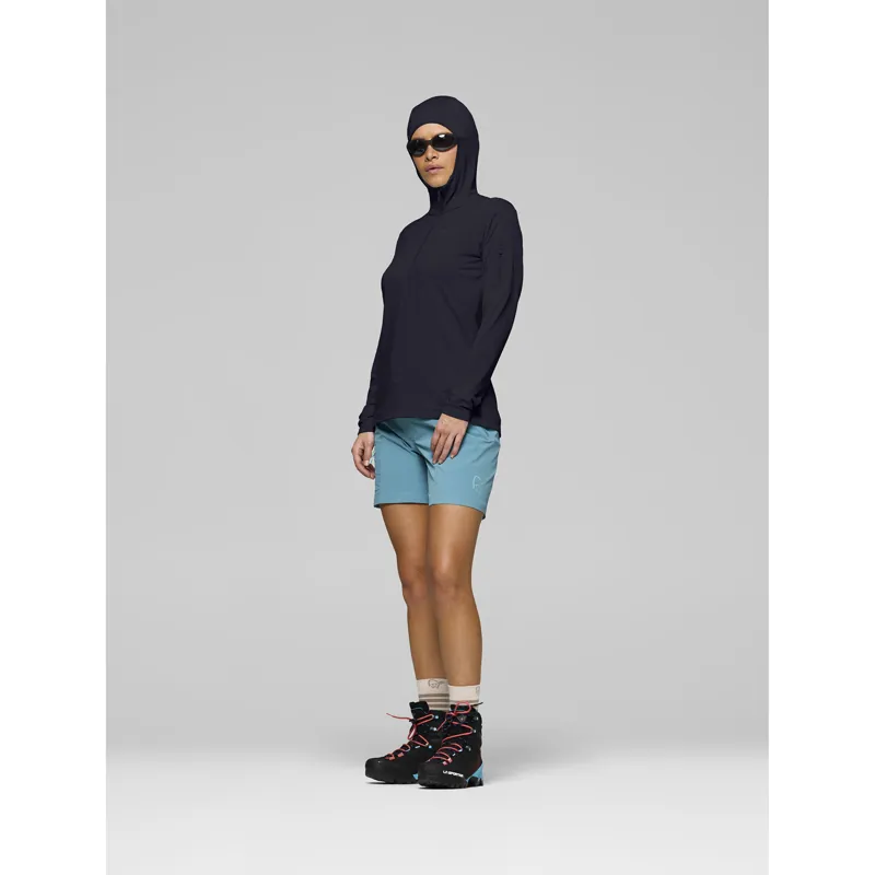 Norrona Women's Falketind Warm1 Hooded Fleece Caviar Black-6