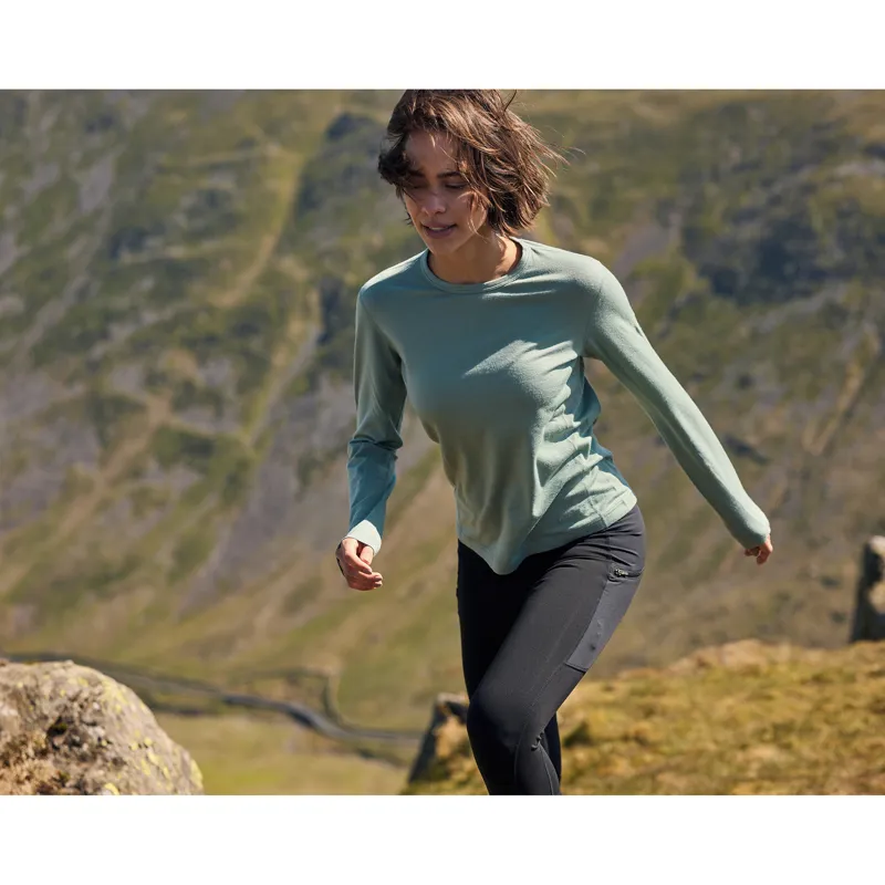 Artilect Women's Redstone Long Sleeve Crew Black-8