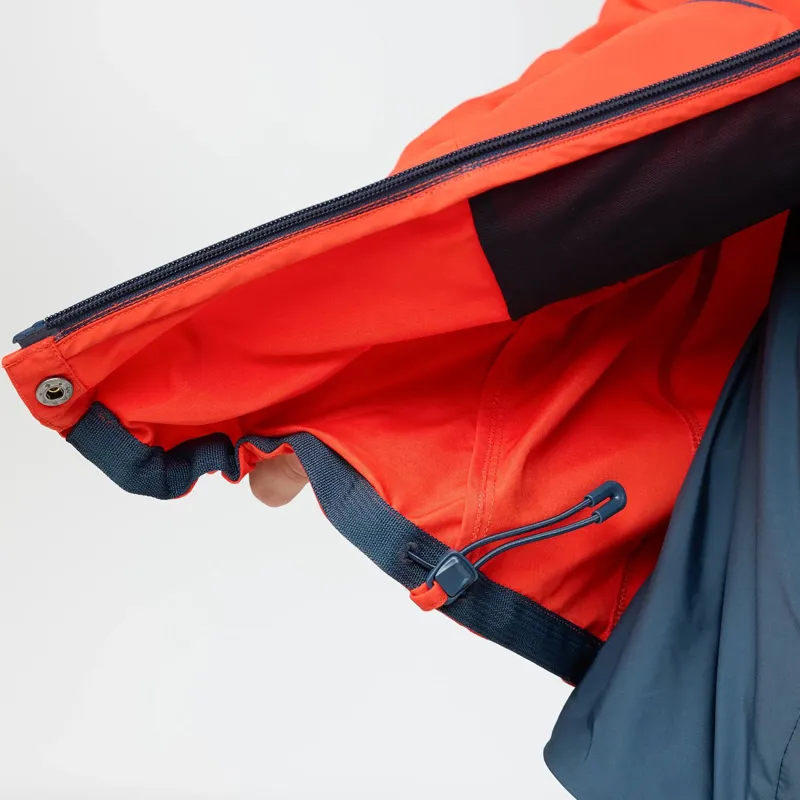 Fjallraven Women's Bergtagen G-1000 Jacket Mountain Blue-12