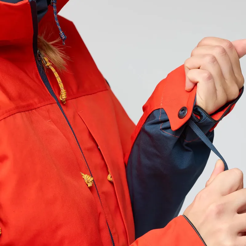 Fjallraven Women's Bergtagen G-1000 Jacket Mountain Blue-9