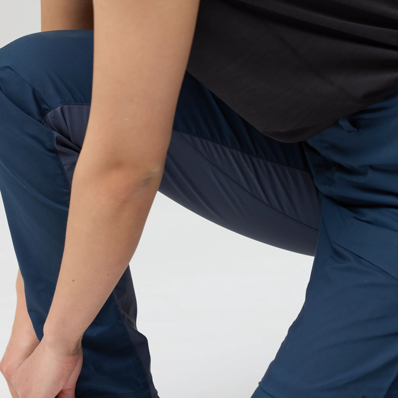 Fjallraven Women's Abisko Hybrid Trail Trousers Navy-9